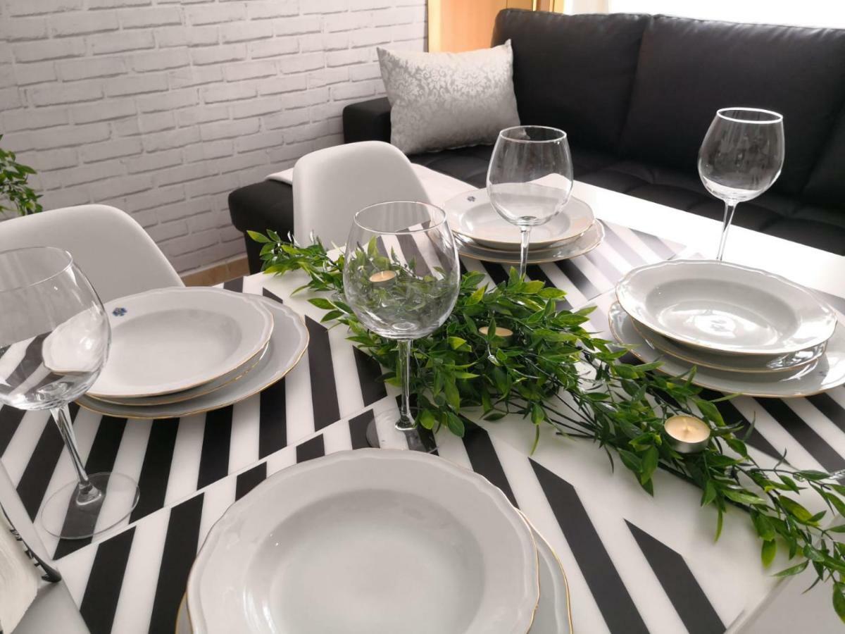 Apartamento La Victoria 马拉加 外观 照片